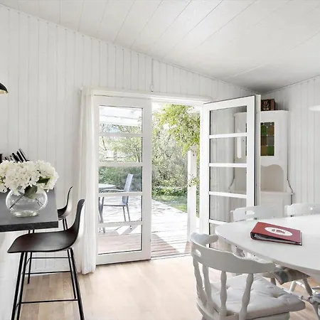 872-n-melby-reinsholmvej-15 *