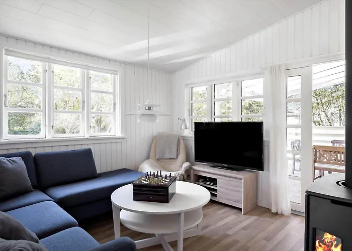 872-n-melby-reinsholmvej-15 *